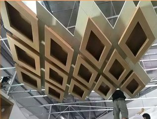 衝孔鋁單板之（zhī）燈光槽開孔問題解析